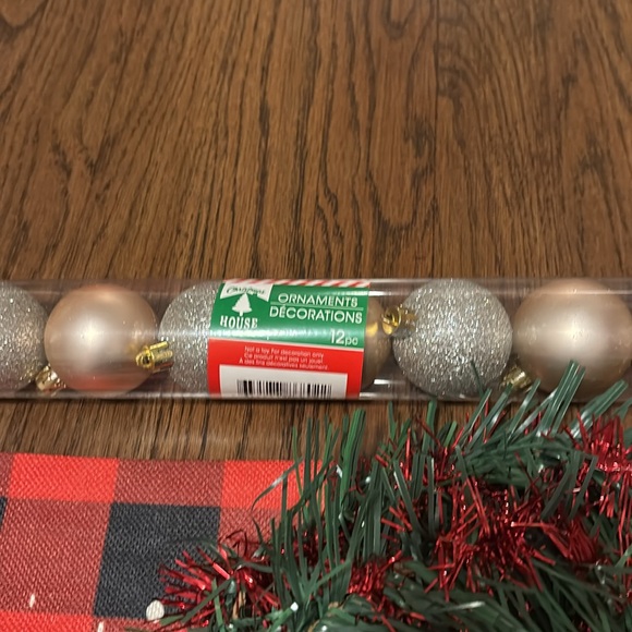 Christmas Decor Bundle 🎄♥️ - Picture 7 of 7